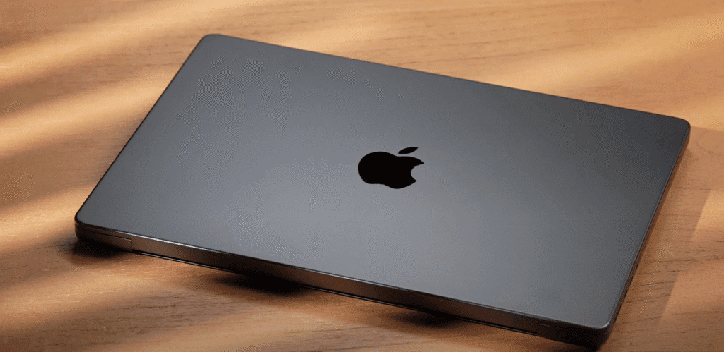 apple mackbook pro M5