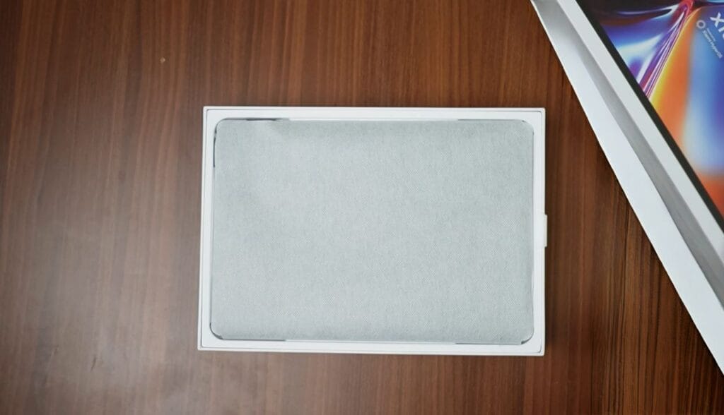 Xiaomi Pad 7 box opened showing tablet inside