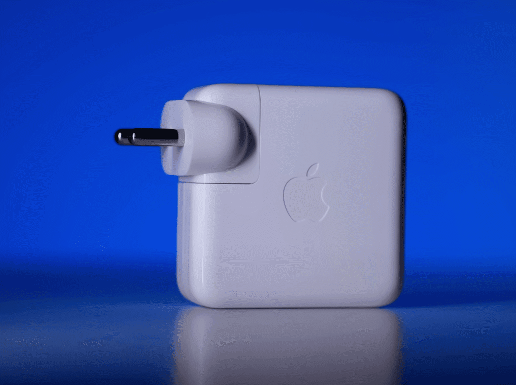 The laptop ships with a 70W adapter.